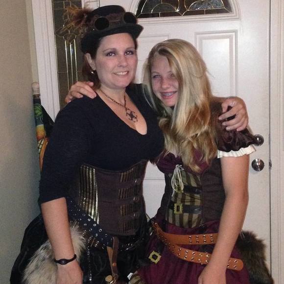 Meet your Posher, Jennifer - Picture 1 of 1